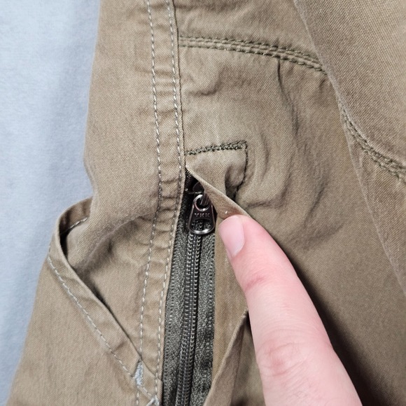 Kuhl Shorts Mens 42 Brown Zip Pockets Lightweight Outdoor Hiking Camping Utility - Picture 5 of 12